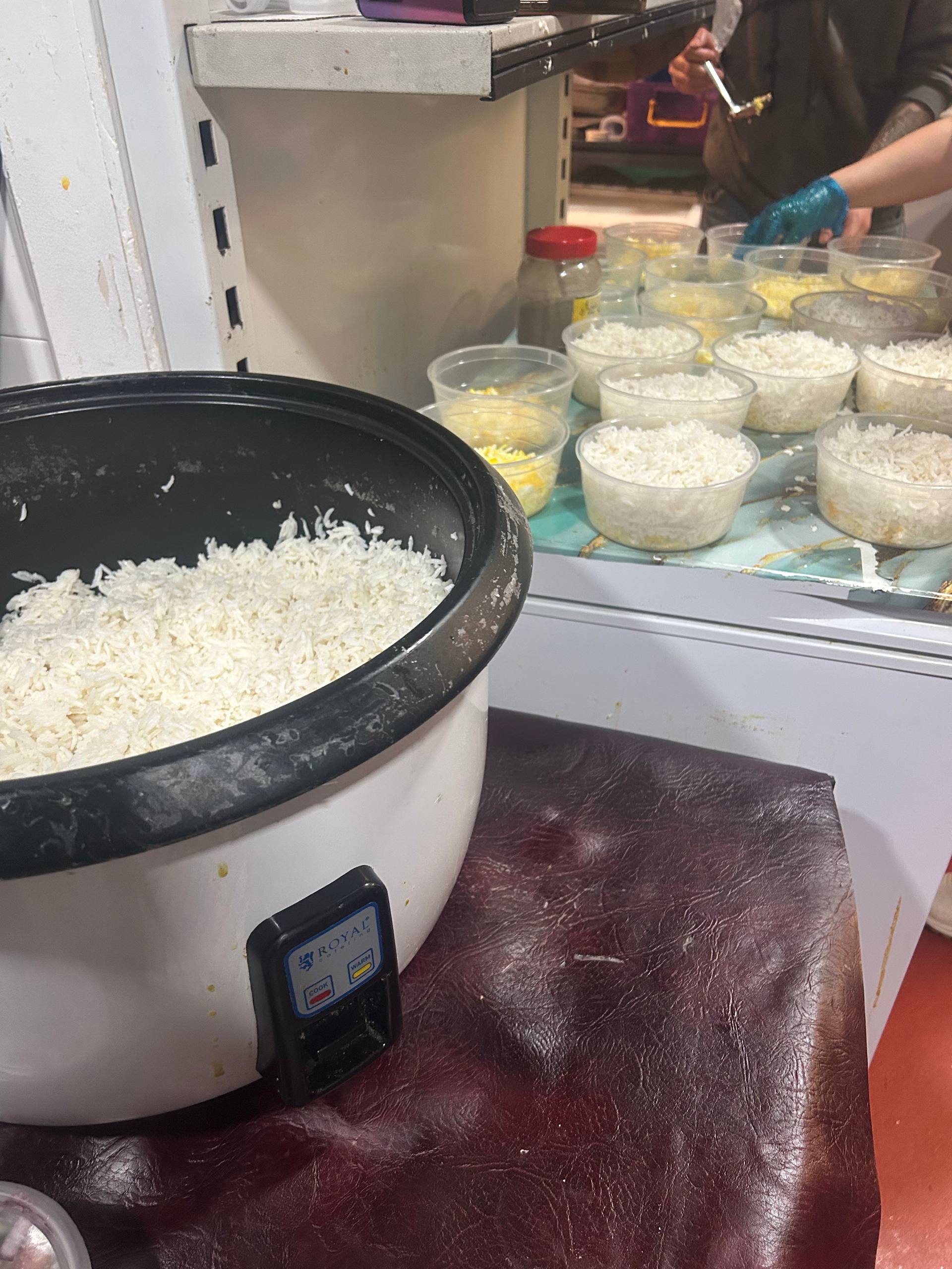 Mast-o-Khiar